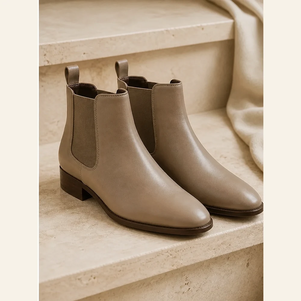 Minimal Chelsea Boots - Image 3